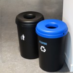 316-0235 ΚΑΔΟΣ ΠΛΑΣΤΙΚΟΣ BASIC OPEN TOP FULL COLOR ΜΑΥΡΟΣ ΜΕ ΜΠΛΕ ΚΑΠΑΚΙ Ø42xh62,5cm 60LT VIOMES